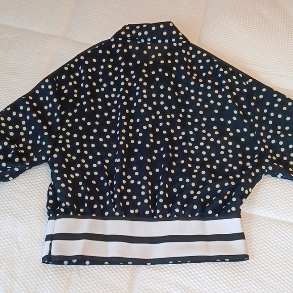 ☀️AZAI Cropped Pullover Shirt - Picture 5 of 9